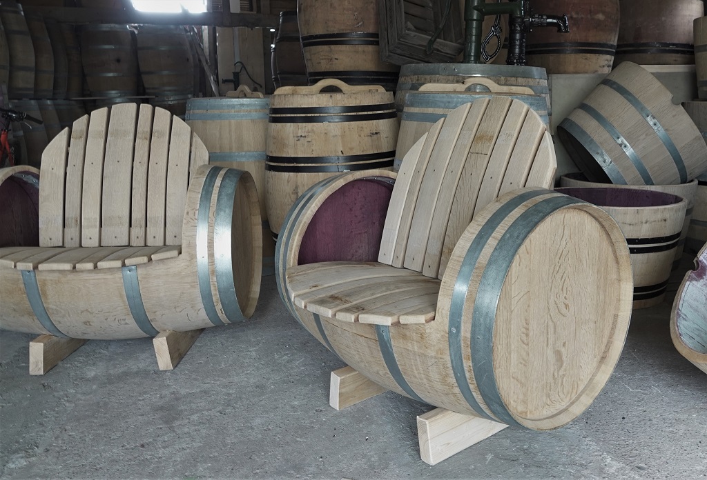 Locomotief Zeg opzij emulsie Wijnvat stoel - Regenton en wijnvaten